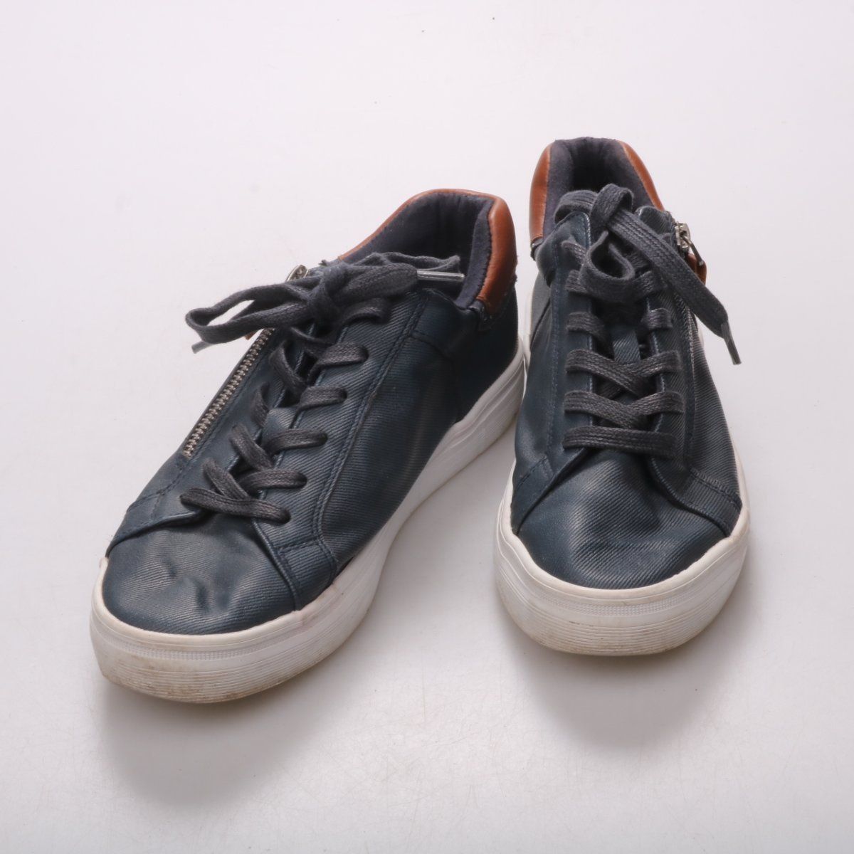 кроссовки Graceland