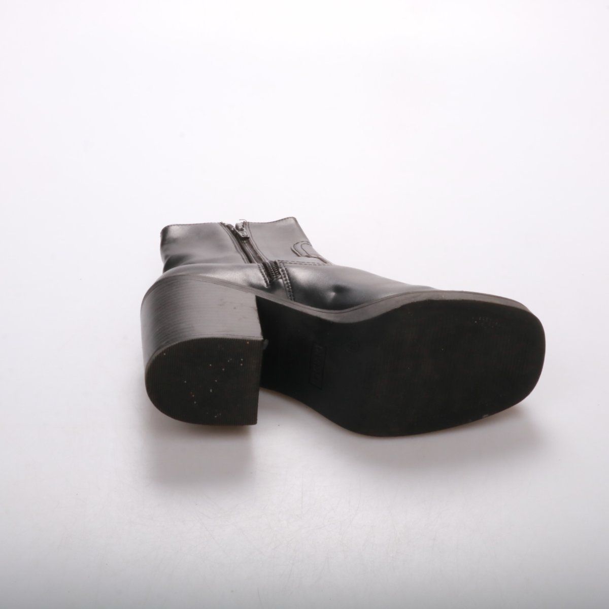 ботильоны Plato