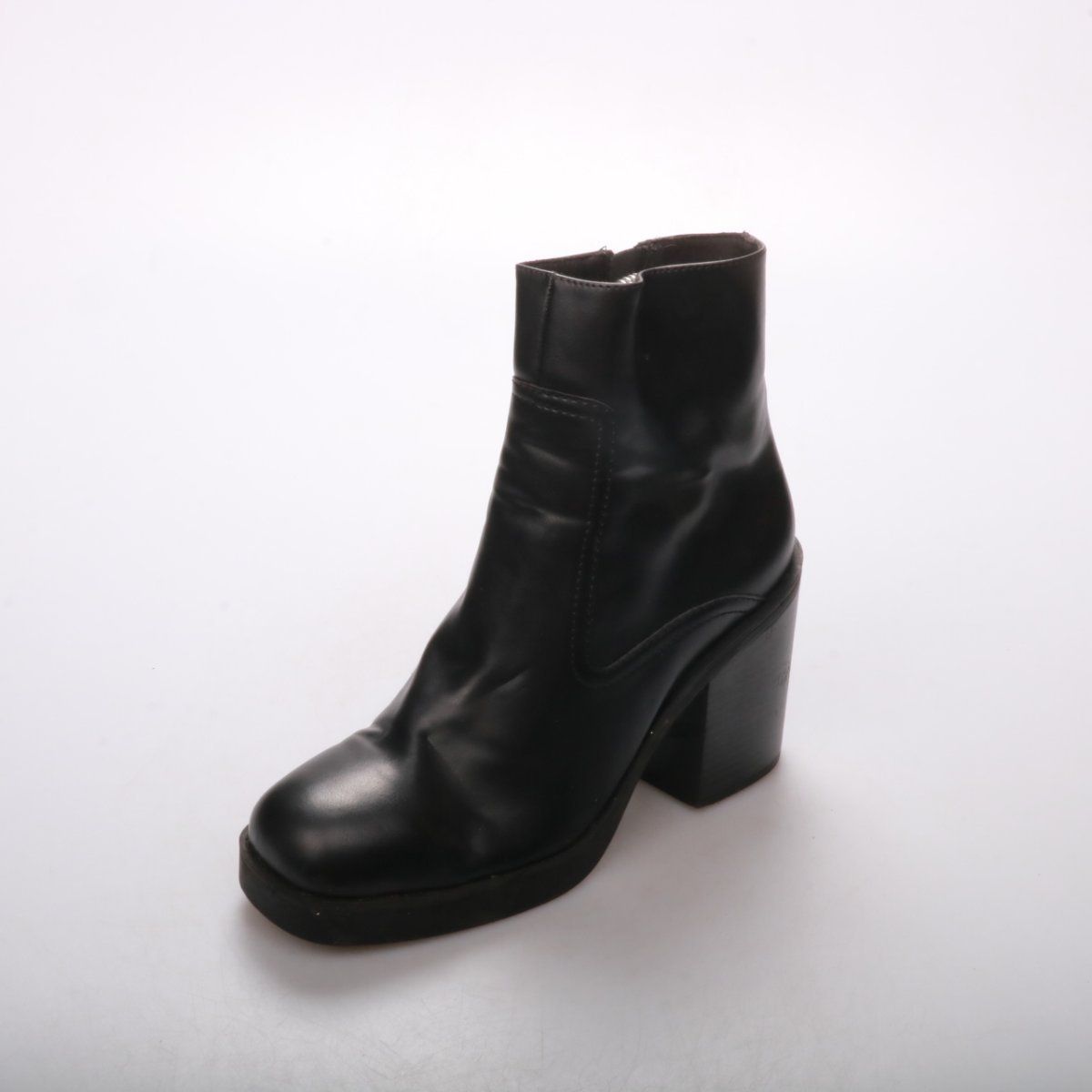 ботильоны Plato