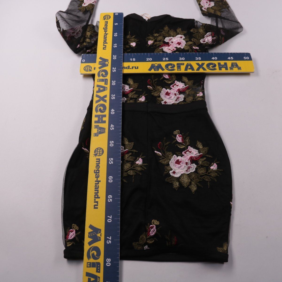 платье Rare London