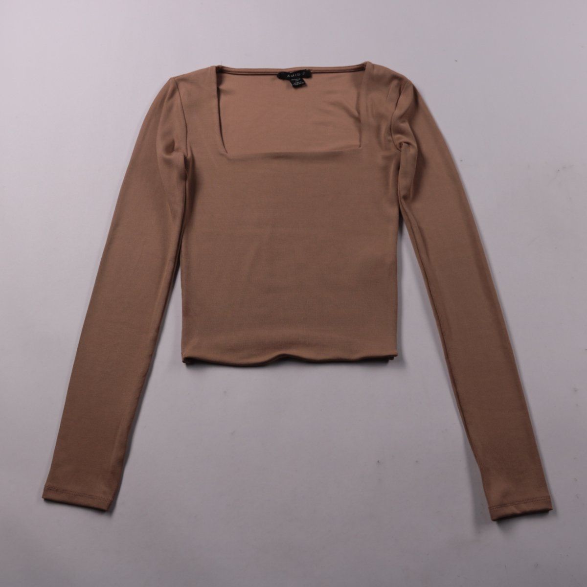 лонгслив Amisu