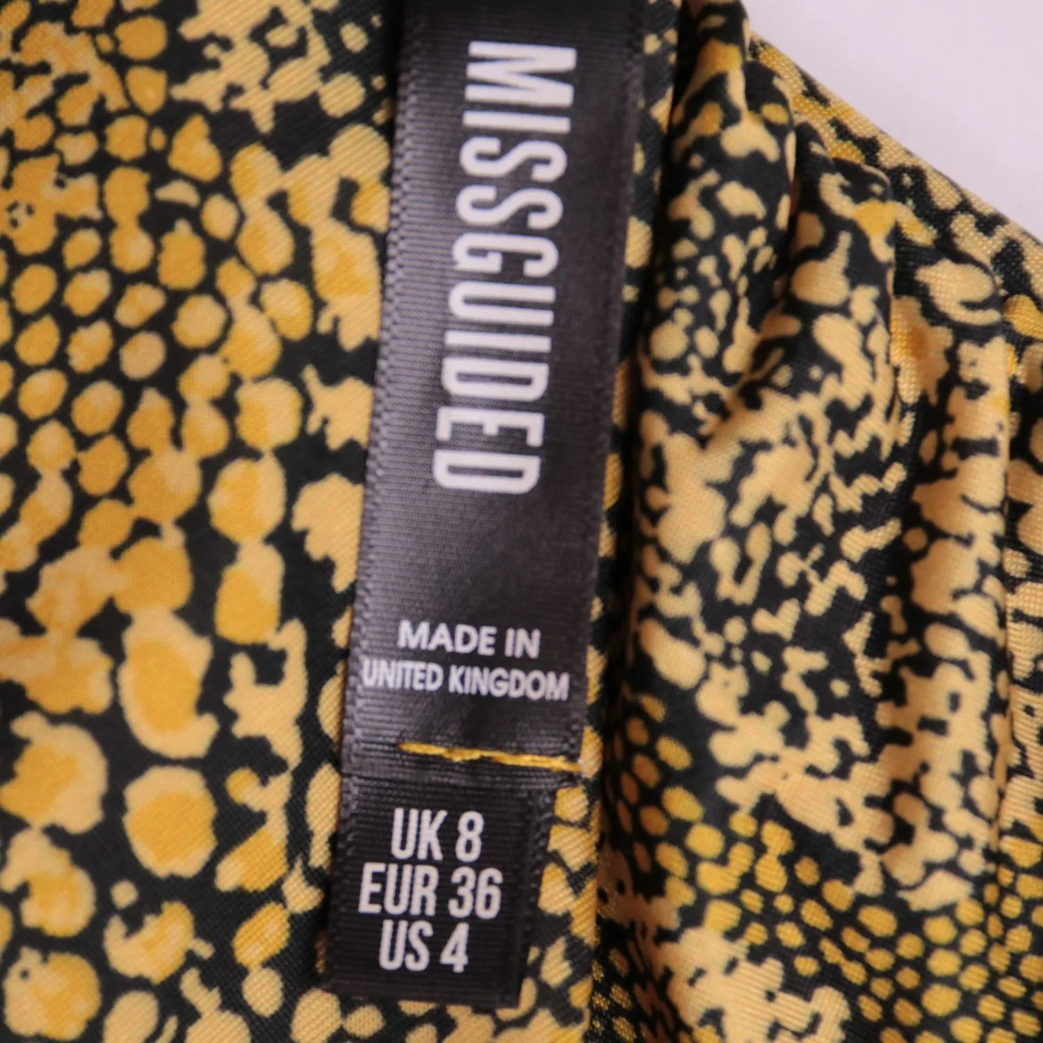 Золотистое платье Missguided со змеиным принтом, размер 42 (S)