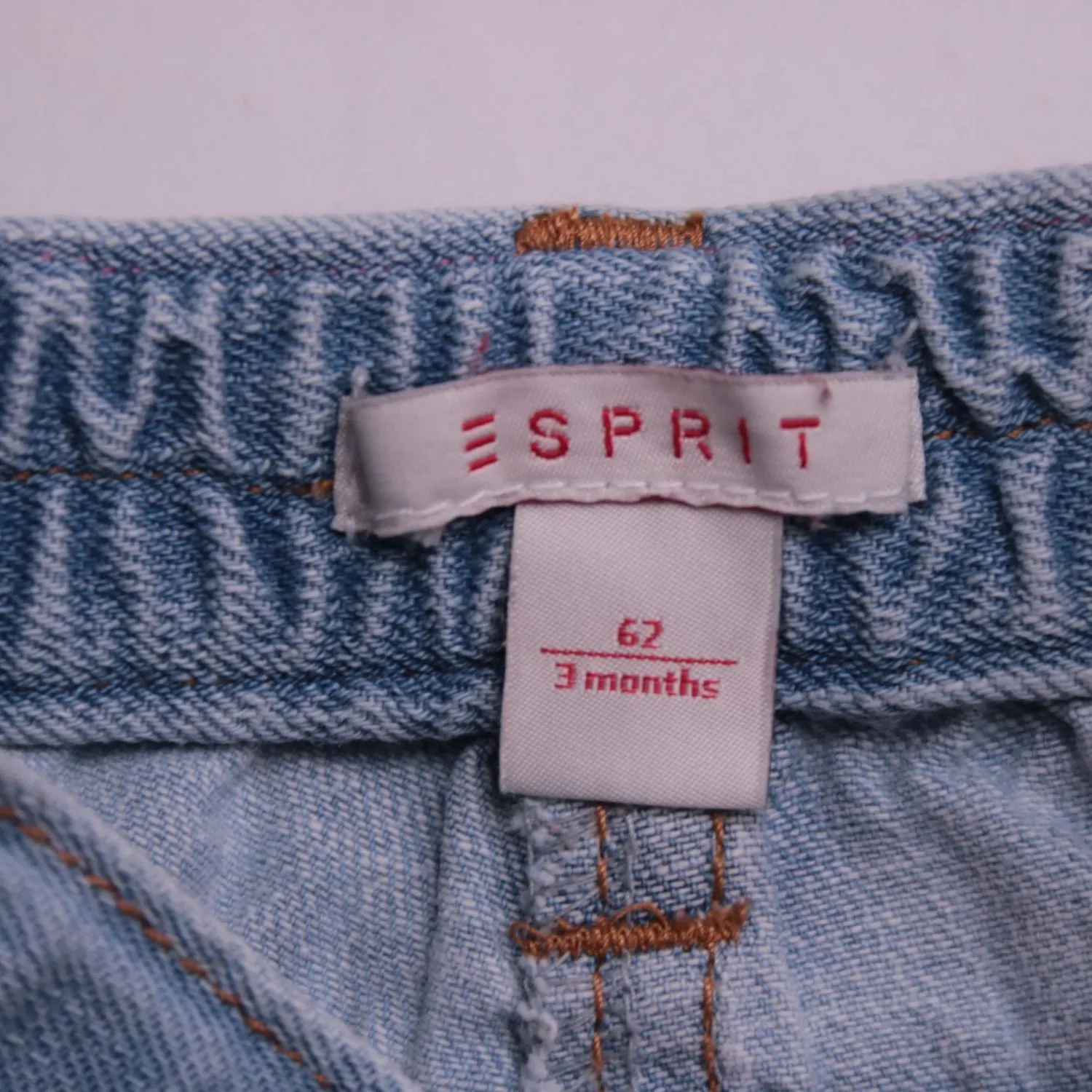 Голубые джинсы Esprit с вышивкой на карманах, размер 62 см (3 мес.)