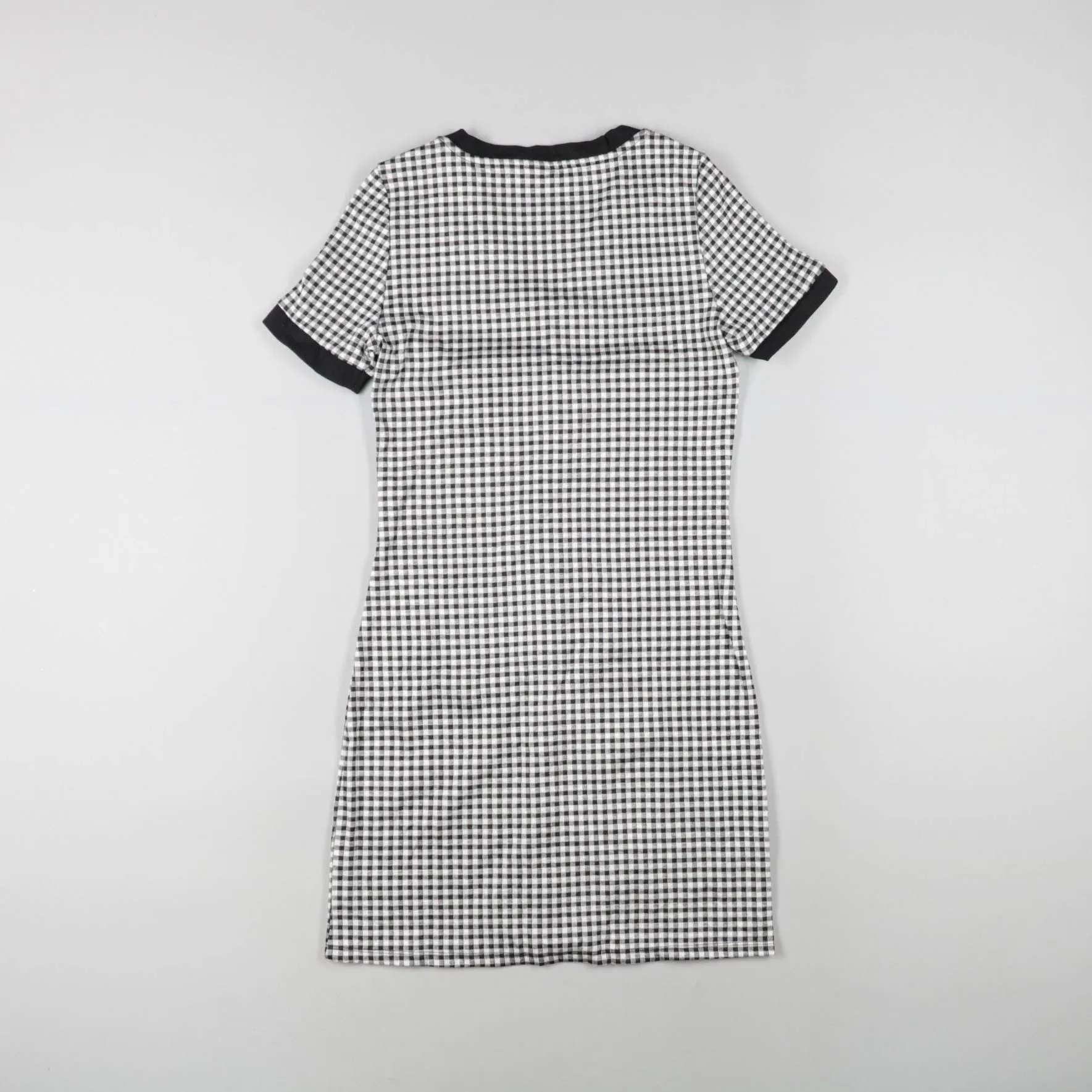 платье не указано