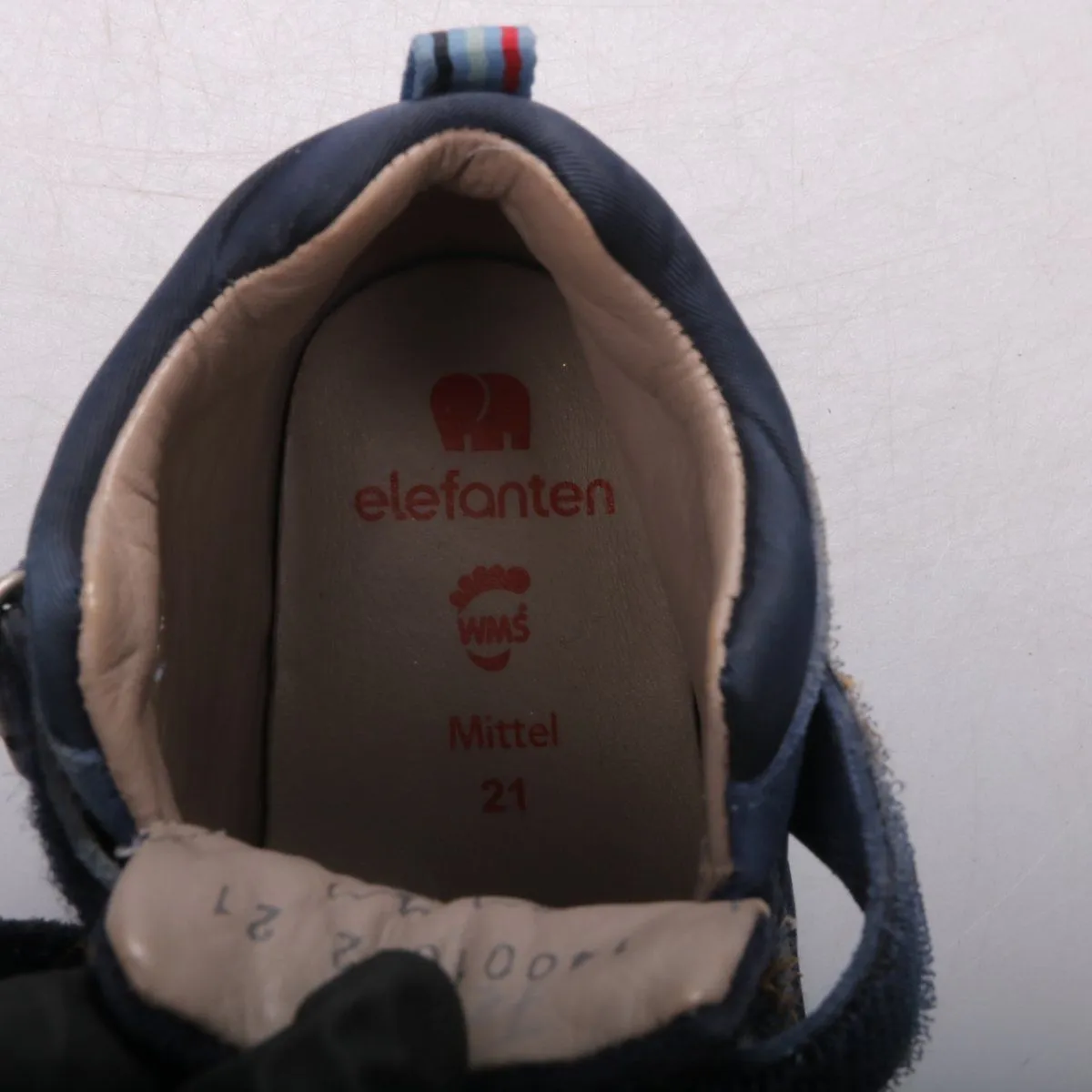 кроссовки Elefanten